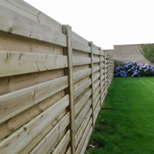 La clôture alternée en bois