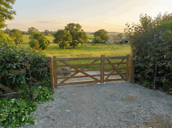 English Gate 120×400 cm | Polish Wood - Pine, Acacia, Hazel